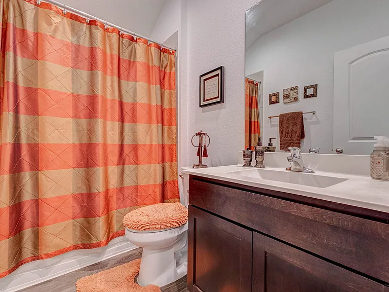 Full bathroom