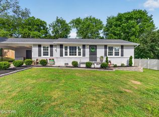4924 Mooreland Heights School, Knoxville, TN 37920