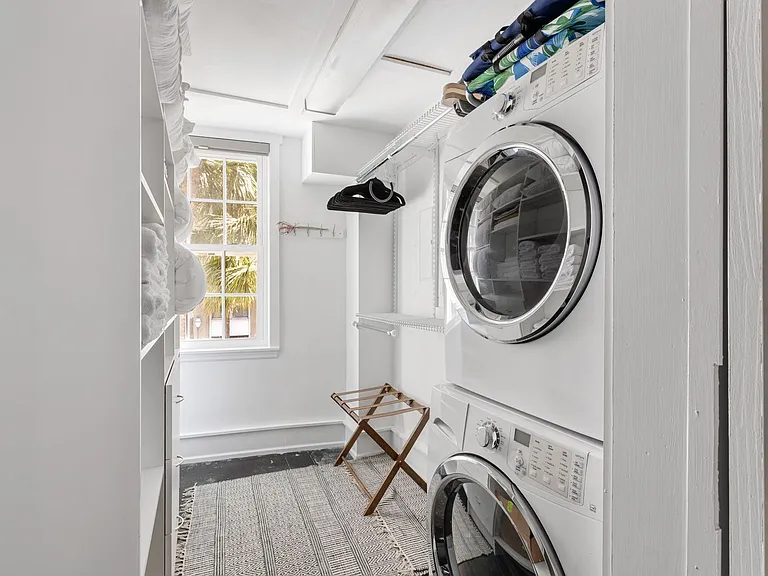 182 E Bay St #202 — Photo 23