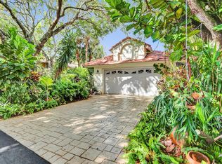 505 Misty Oaks Dr, Pompano Beach, FL 33069