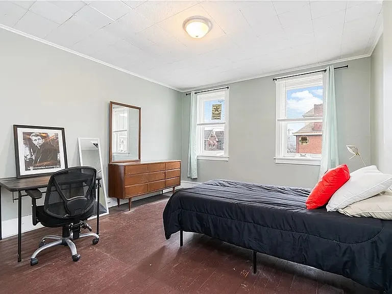 432 Antisbury St — Photo 12