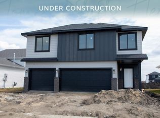 6856 Meadow View Dr S, Fargo, ND 58104