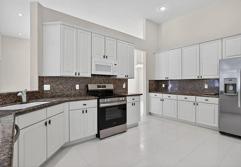 10251 NW 62nd Dr — Photo 24
