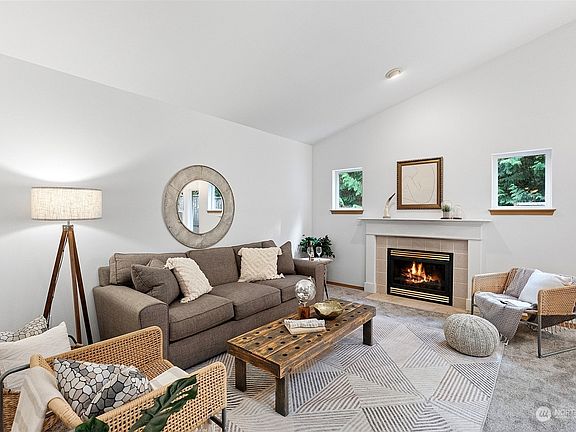 4th image of 13406 36th Avenue Ct NW