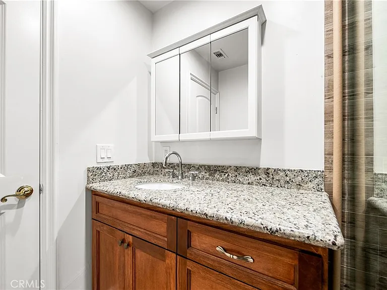 5892 Meadowlark Dr — Photo 20