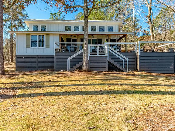 2nd image of 909 Moonbranch Dr