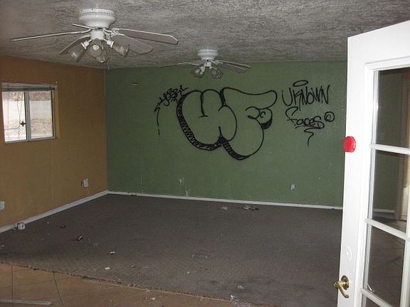 Additional Living Room