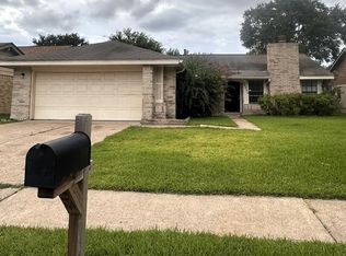 12030 Hedgegate Dr, Houston, TX 77065