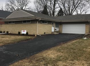 242 E Monroe St, Villa Park, IL 60181