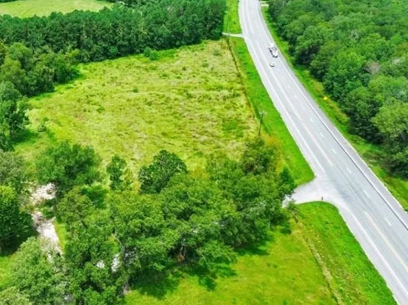 Highway 105, Liberty, TX 77575