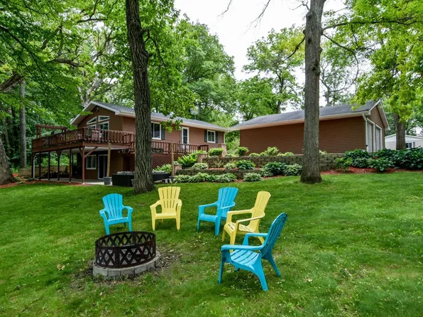 9708 North Tomahawk Drive, Edgerton, WI 53534