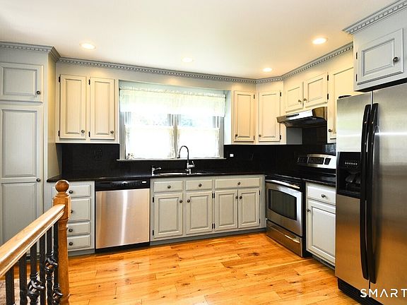 2nd image of 1 Romindon Ct