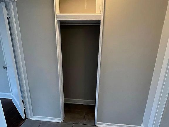 3rd image of 208 W 2nd Ave APT 3