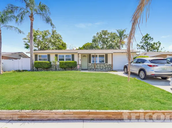 1705 Coppertree Dr, Tarpon Springs, FL 34689