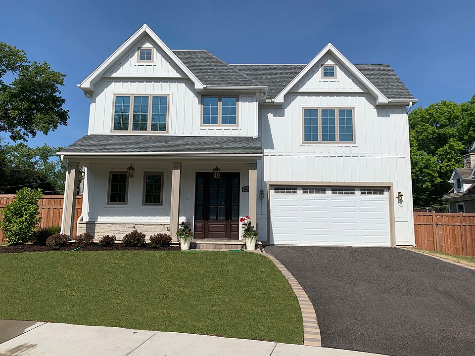 1st image of 437 Wilmette Cir
