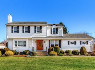 11 Coventry Dr, Freehold, NJ 07728
