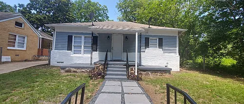 2026 N Ross Ave Photo 1