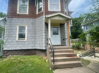 1110 E 10th St APT 1, Davenport, IA 52803