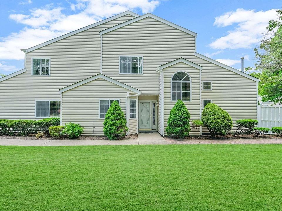 1st image of 342 Prairie Court #342