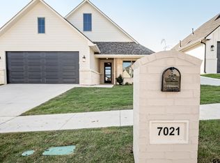 7021 Hillside Dr, Tyler, TX 75707