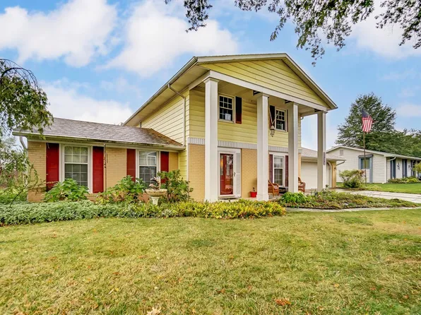 7016 Winnebago Dr, Fort Wayne, IN 46815