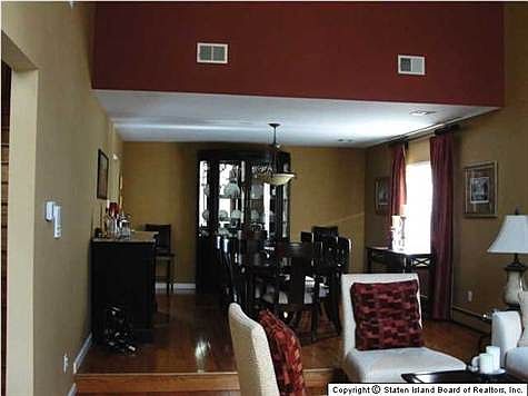 5th image of 491 Barclay Ave