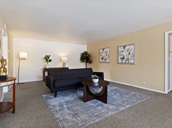 2223 E Carriage Ln APT 48, Holladay, UT 84117