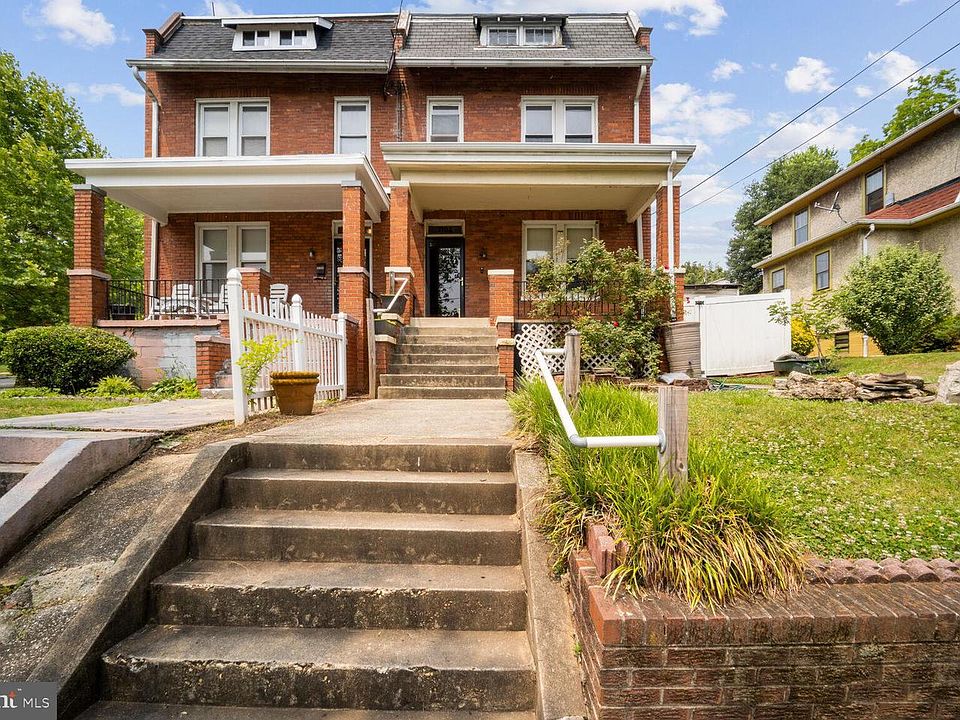 1st image of 3502 16th St NE