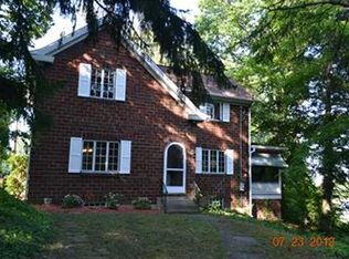 1036 Maple Street Ext, Coraopolis, PA 15108