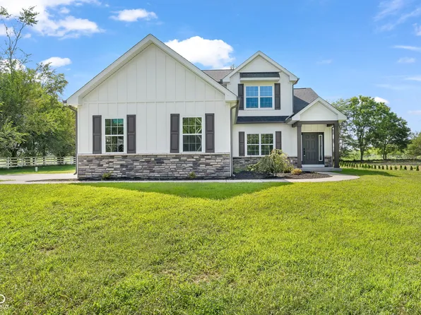 379 S Schenck Rd, Crawfordsville, IN 47933