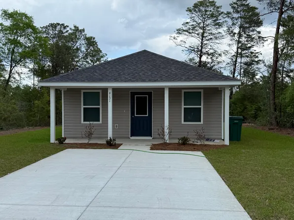 4131 Pinehurst Ave, Chipley, FL 32428