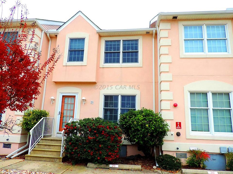 1st image of 13487 Bella Vista Ln #25E4