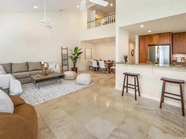 606 Kaha St #A, Kailua, HI 96734