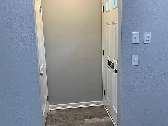 4th image of 437 Dewey St