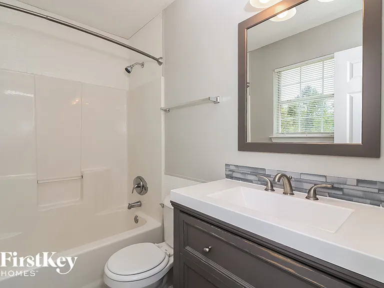 45 Collins Ln — Photo 11