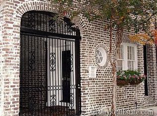 28 Elliott St, Charleston, SC 29401