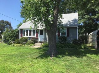 112 Gill St, Chicopee, MA 01013