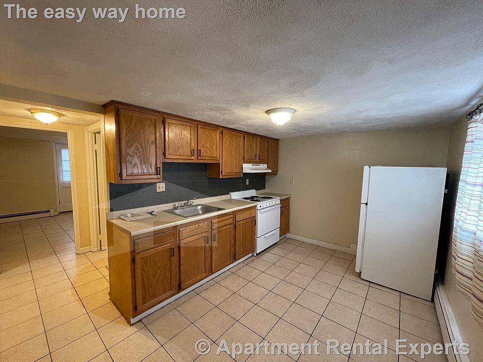 1st image of 17 Suffolk St #1