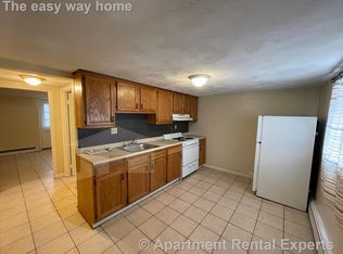 17 Suffolk St #1, Cambridge, MA 02139