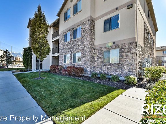 4th image of 999 W Village River Ln APT B6