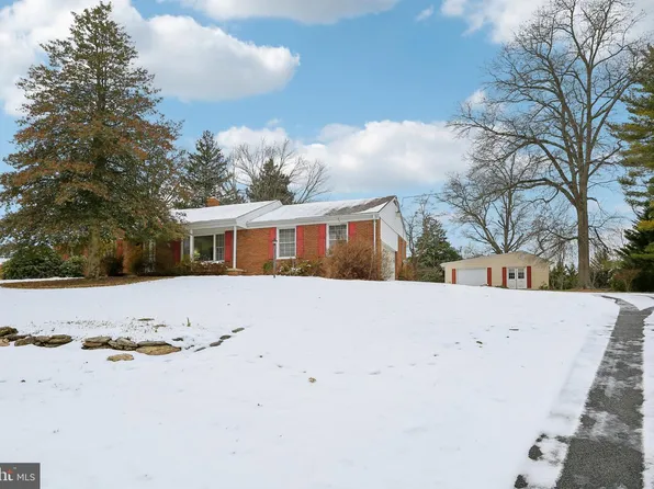 24140 Doreen Dr, Gaithersburg, MD 20882