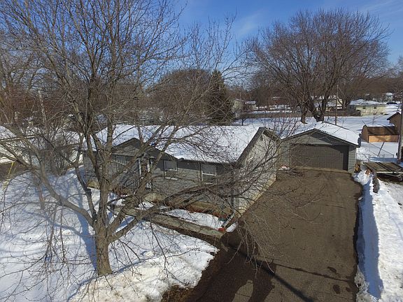 3rd image of 7808 Sierra Pkwy