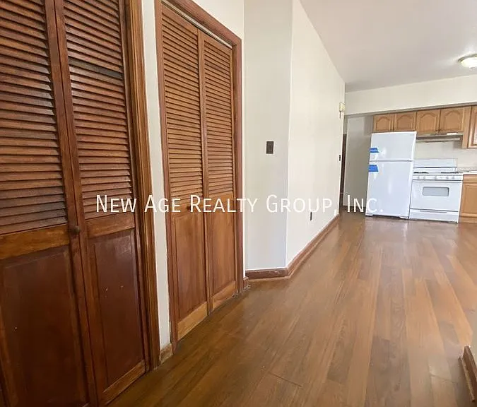 5026 Walnut St #3 — Photo 16