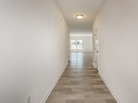 01_Newton_Foyer