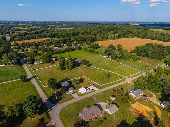 5th image of 3211 Pleasant Valley Rd