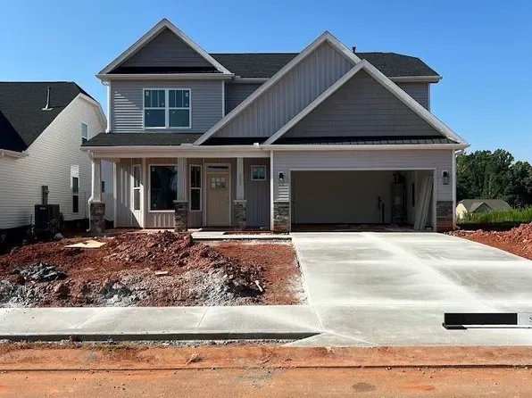 222 Chapel Creek Ct, Greenville, SC 29605