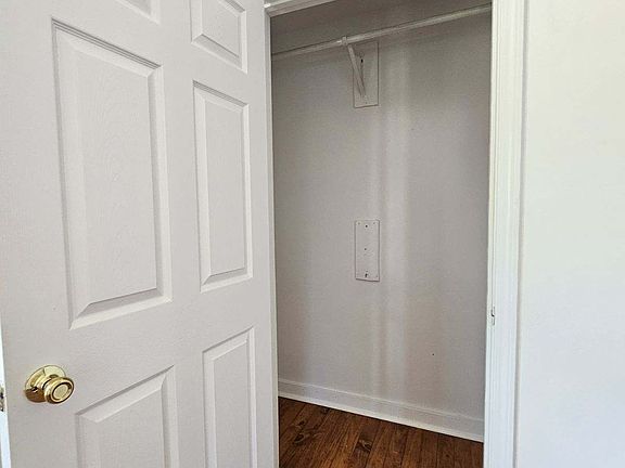 2nd image of 725 Chilhowee St #3