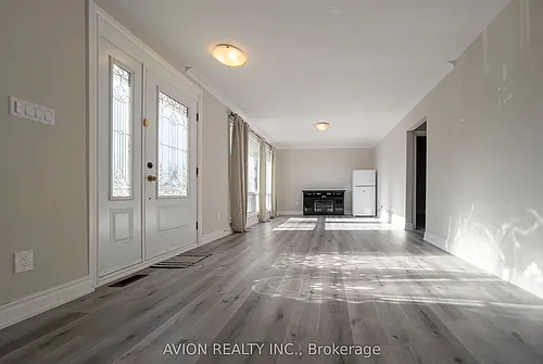 443 Fernleigh Cir N Photo 1
