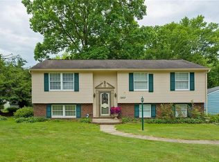 1903 Riggs Rd, South Park, PA 15129