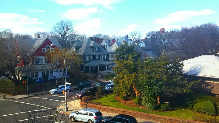 Rented by Brooklyn Vertical Inc. | media 4